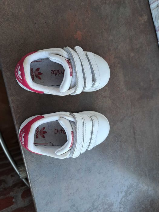 детски маратонки,кецове,спортни обувки,адидас,Adidas,номер 23