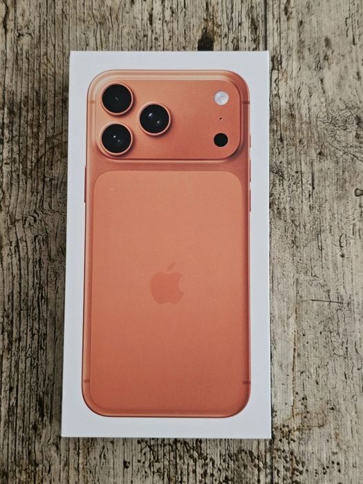 Продаётся iPhone 17 Pro Max 1TB Cosmic Orange  1TB покупали в Германии