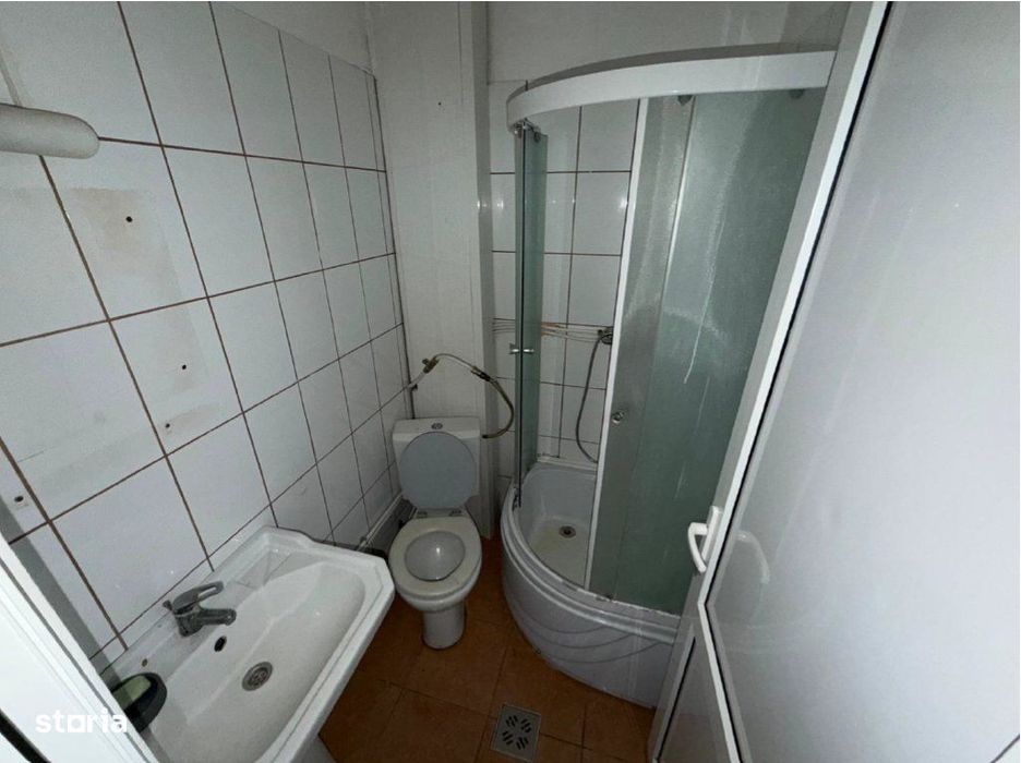 Focsani - str. Echitatii, Garsoniera 20 mp - etaj 4/4