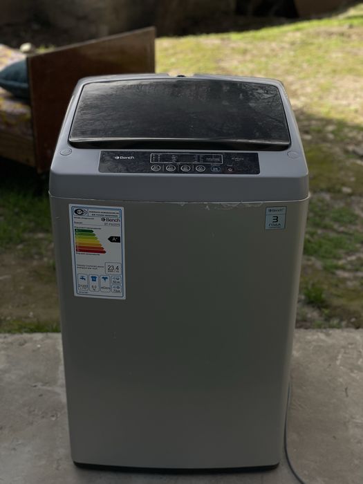 Kir moshina sotiladi