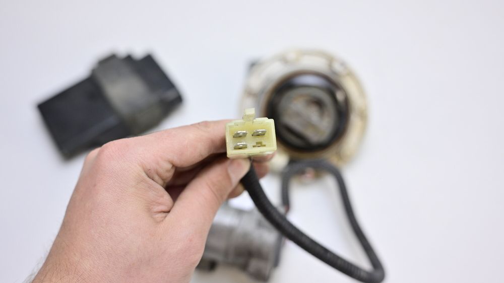 Set Contact Chei ECU CDI Buson Incuietoare Honda CBR600F F4 PC35 1999