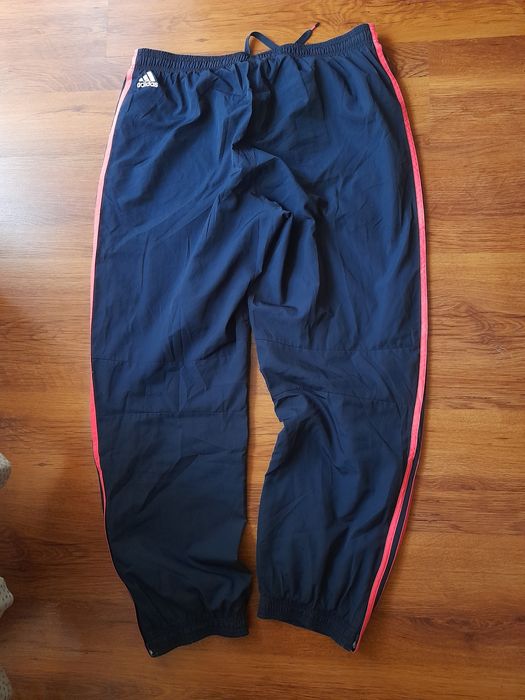 Adidas BAYERN MUNCHEN мъжко долнище 2XL размер.