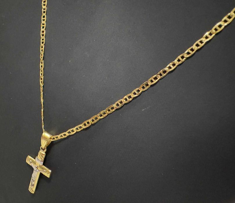 Златен синджир с кръст 14 К 585 /3,63 гр.