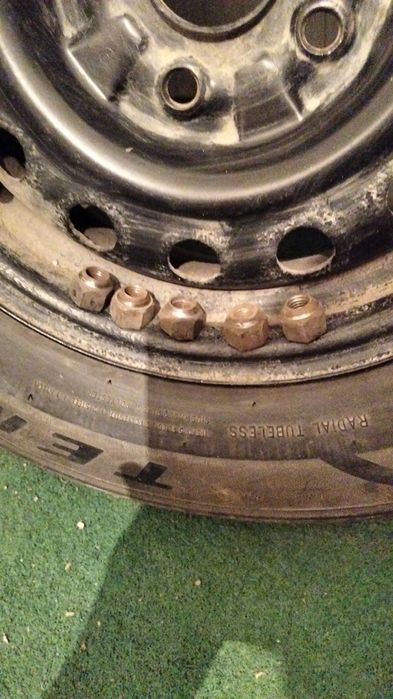 Продам колеса летни