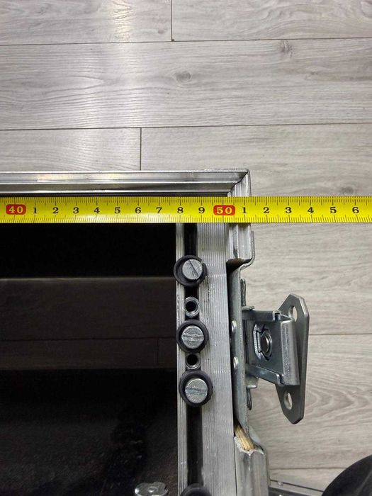 Vand Rack cutie puteri 2U