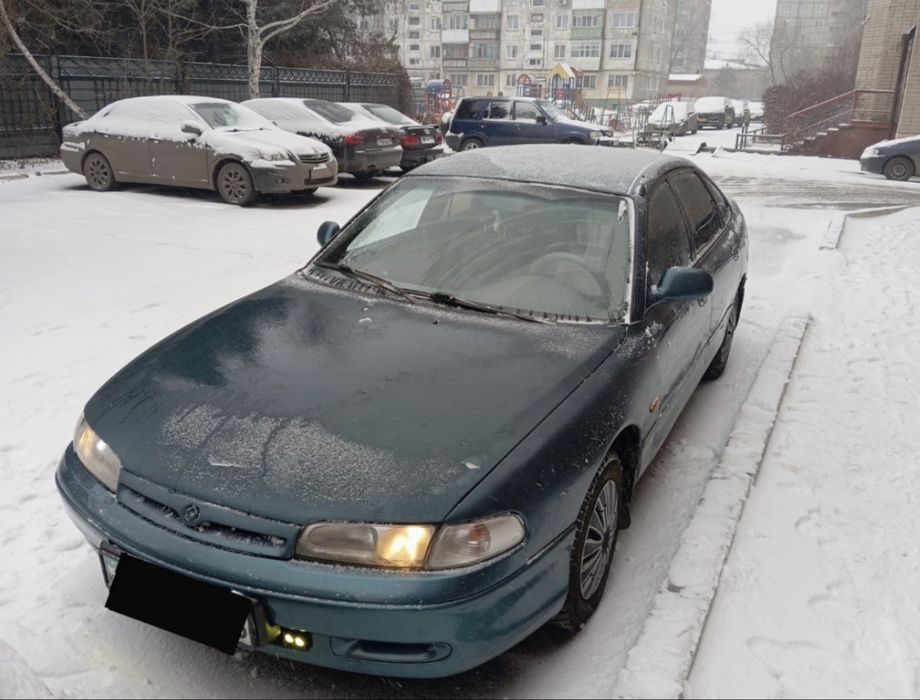 Продам машину мазду 626