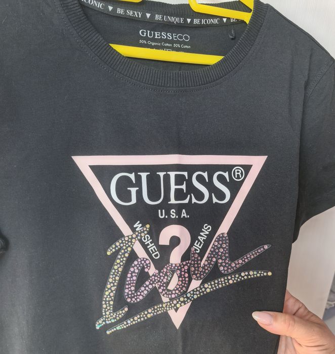 тениска и блуза Guess