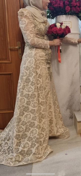 Vand rochie de seara