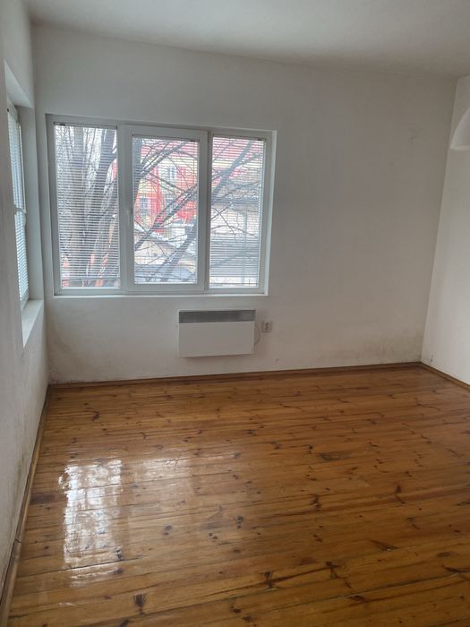 Дава се под наем Двустаен апартамент в с. Оборище, Област Пазарджик - 93 кв.м за 598.23 € - Снимка #7