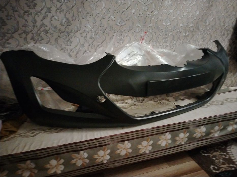 Продам бампер на Хендай Элантра14-16год