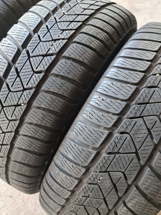 4 anvelope iarnă 205 60 r16 Pirelli
