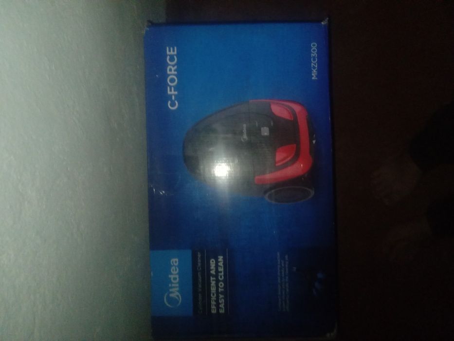 Midea plesos sotiladi