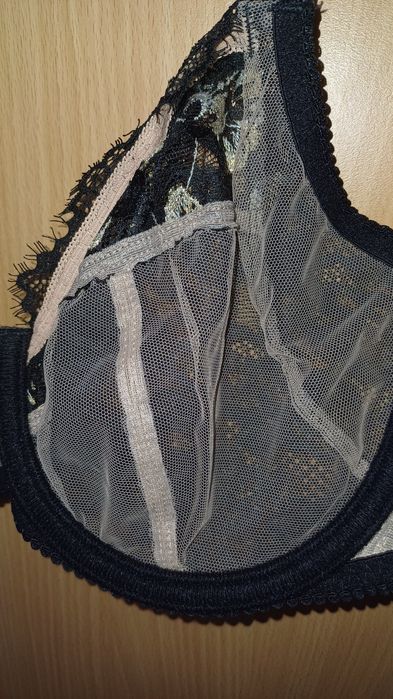 Сутиен Prima Donna 70 E нов