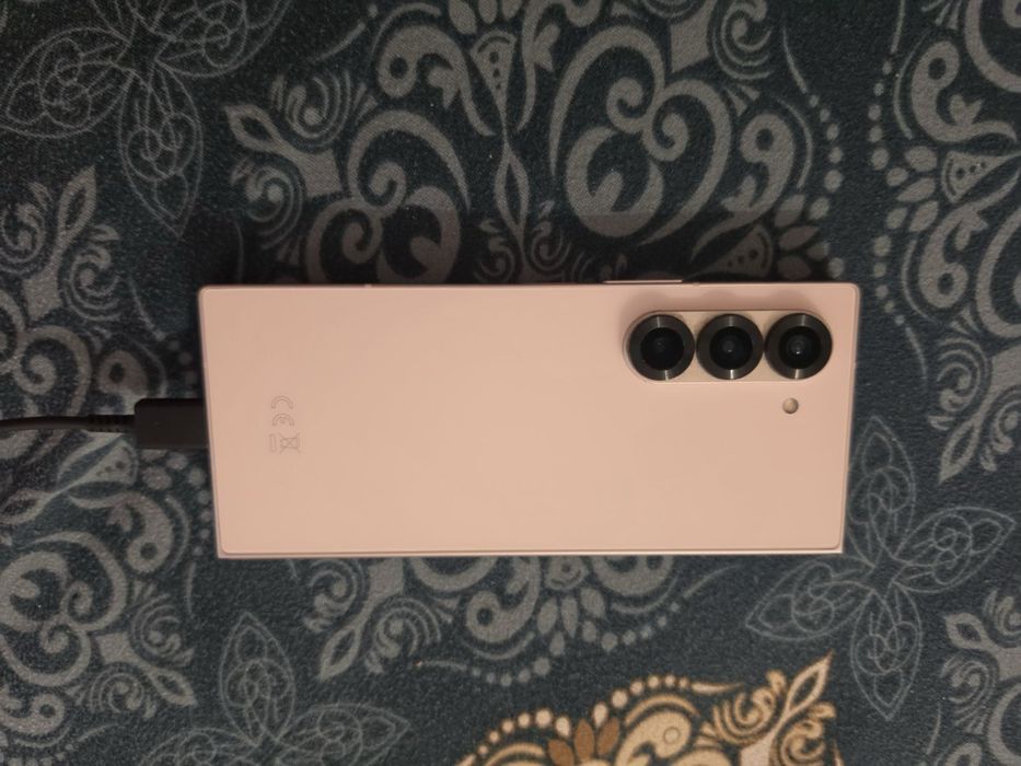 Samsung Galaxy Z fold 6