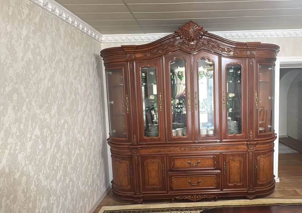 Гарнитур сатылады