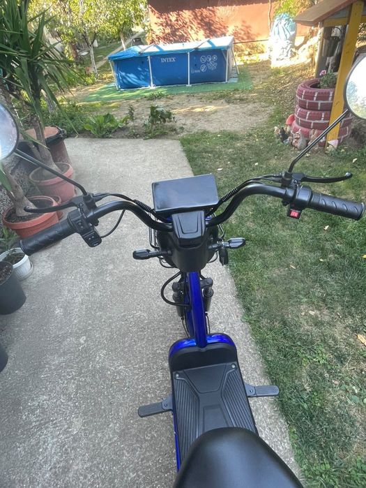 Електрически скутер / велосипед MaxMotors 2-местен