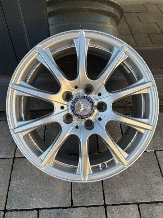 mercedes A205 оригинални 16 цола ET38 без Заварки 500лв комплект