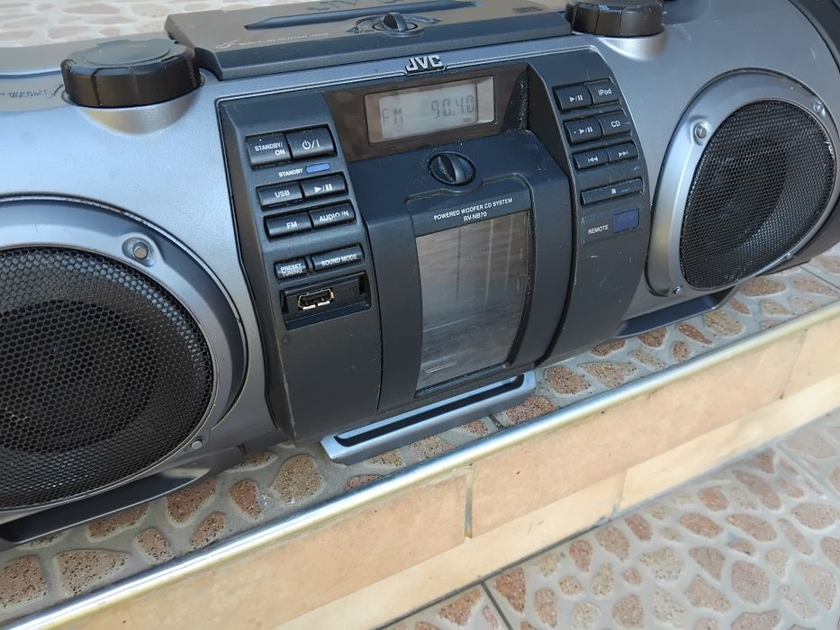 Радио  Касетофон  JVC Тунер Аукс Флашка