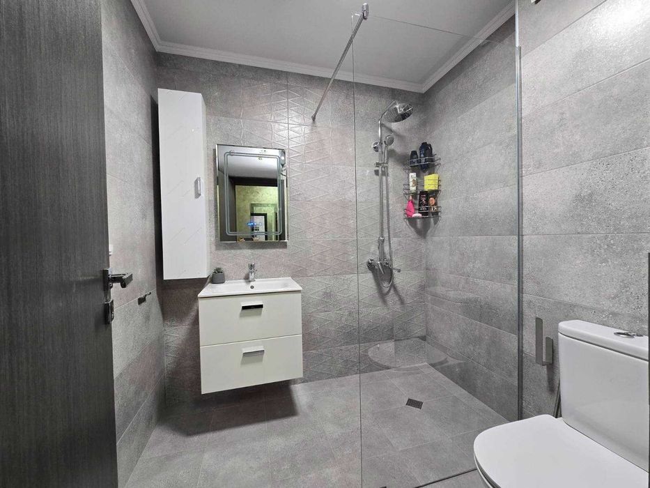 Продава се Двустаен апартамент в Пловдив, Христо Смирненски - 68 кв.м за 2574 €/кв.м - Снимка #7