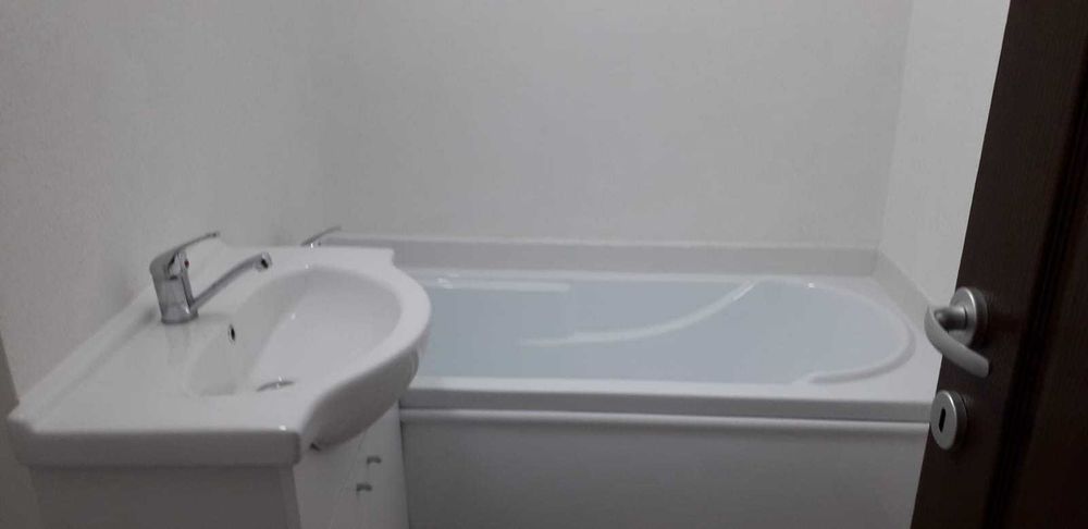 Garsoniera de inchiriat in zona Capatul lui 2 utilata si mobilata