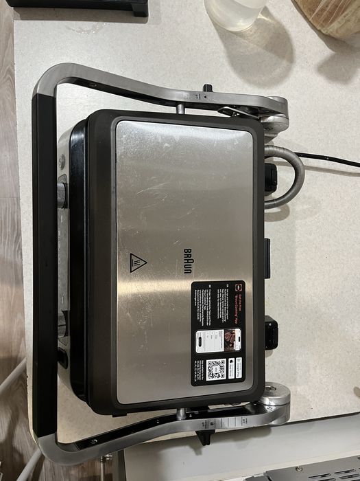 Продам электро гриль Гриль Braun CG9167 стальной