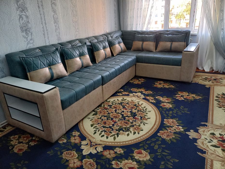 Gostinoy ugalok noviy