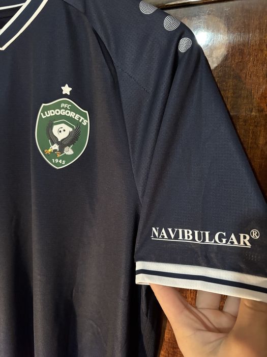 Мачова фанелка на Ерик Биле Лудогорец със автограф