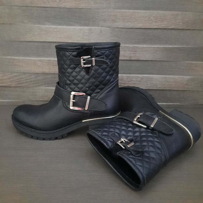 Черни дамски боти