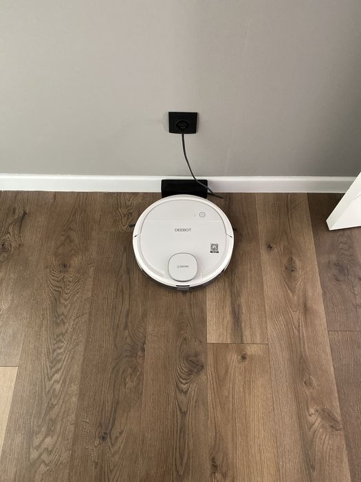 СРОЧНО Продам робот-пылесос моющий