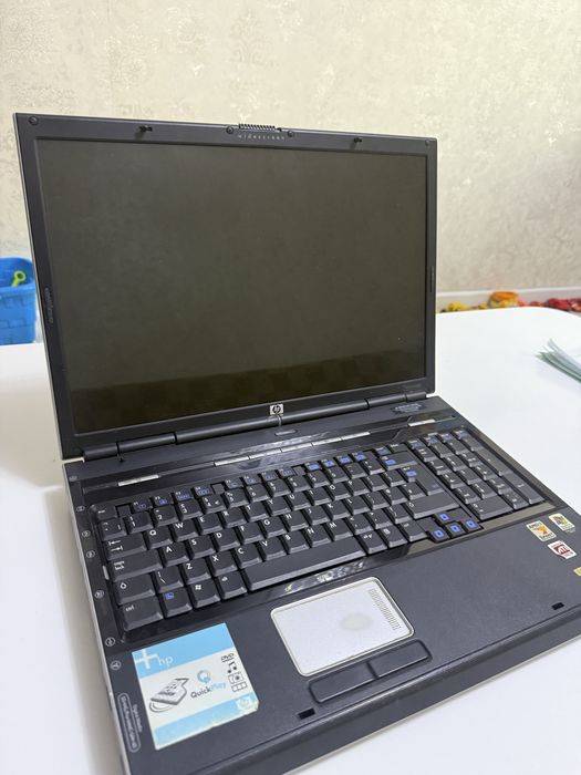 Ноутбук HP Pavilion 17" на запчасти