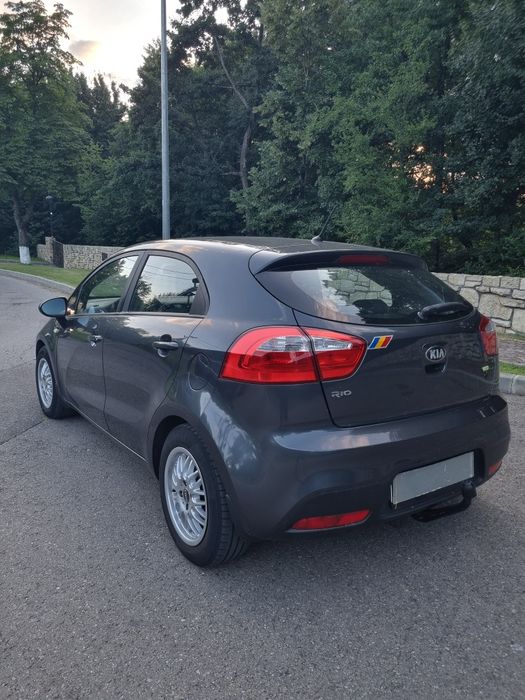 KIA Rio 2014 — imagine 3