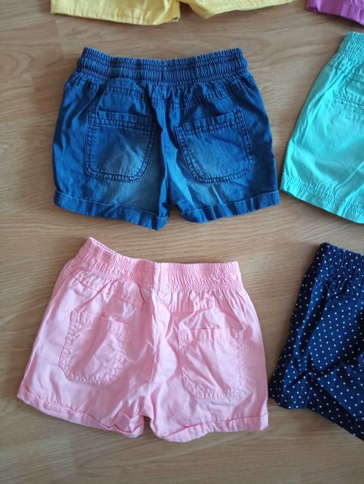 Къси панталонки 98/104 и 110/116 момиче Нови