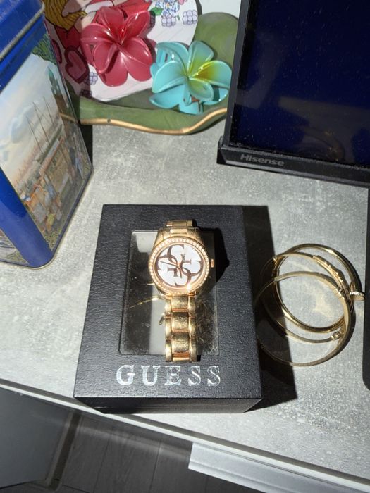 Ceas Guess pentru femei