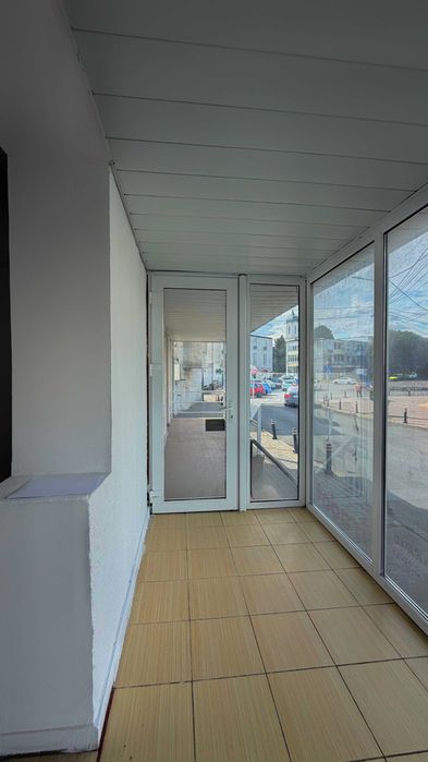 Spațiu comercial ultracentral Mangalia – vizavi de Piața Centrală – 61 mp