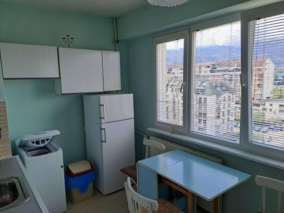 Дава се под наем Двустаен апартамент в София, Младост 3 - 47 кв.м за 400 € - Снимка #2