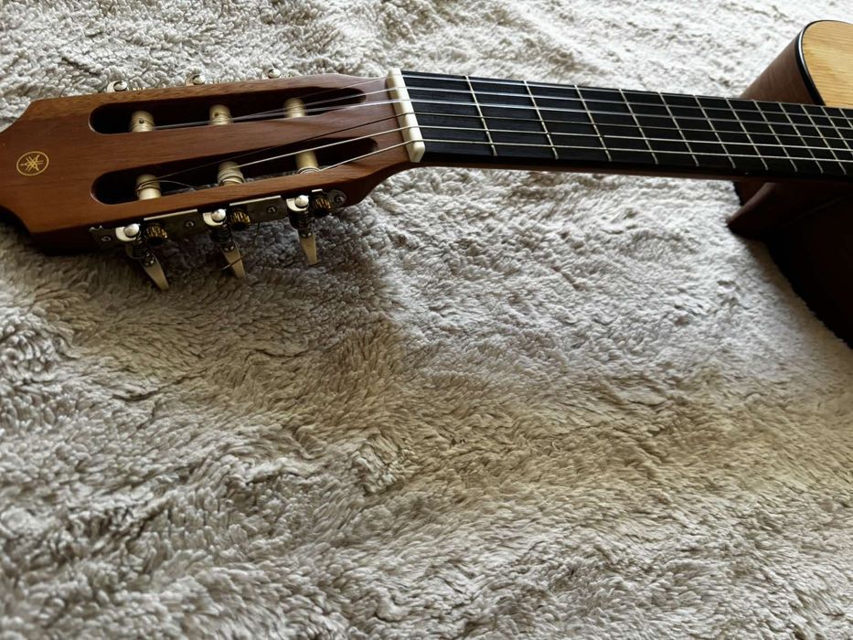 Китара - Yamaha C30M