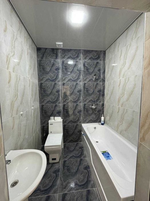 Продаётся дом 1.5 соток 6 комнаты Шакарчи махалля Алгоритм 31.