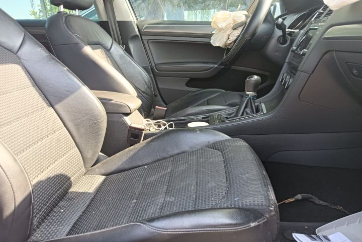 Bascula fata stanga Volkswagen VW Golf a 7-a generatie