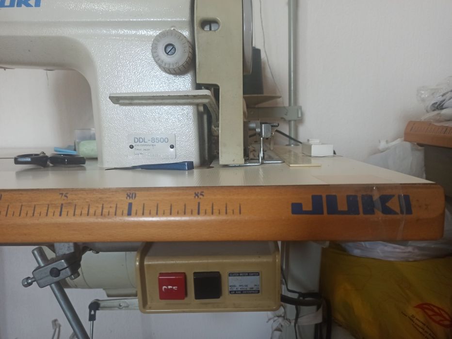 Професионална права шевна машина JUKI DDL-8500 (1-иглова, индустриална)