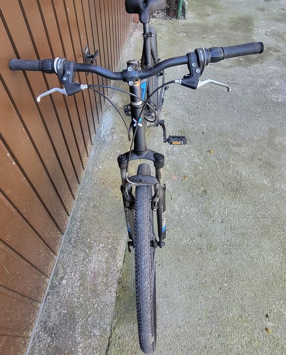 Bicicleta 26' doar Bucuresti. Pret fix fara schimburi. Nu insistati!!