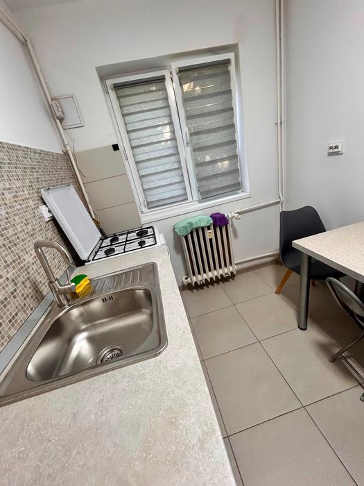Apartament 2 camere de închiriat, zona Nord