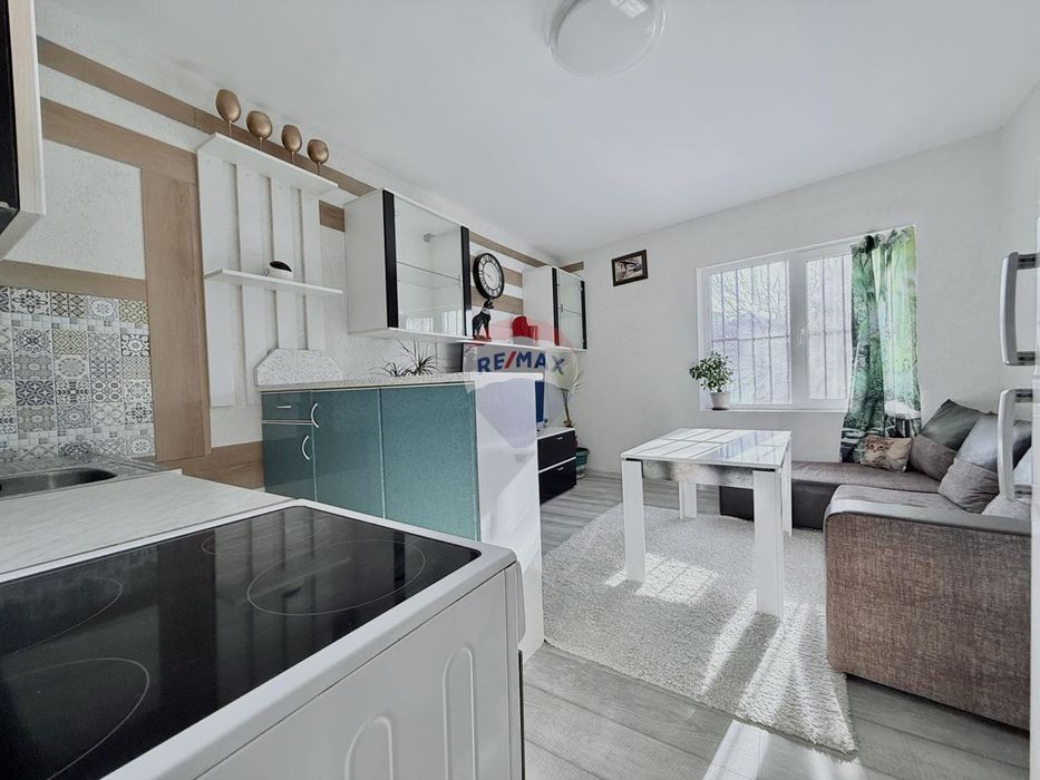 Продава се Къща в Варна, Колхозен пазар - 80 кв.м за 1800 €/кв.м - Снимка #1