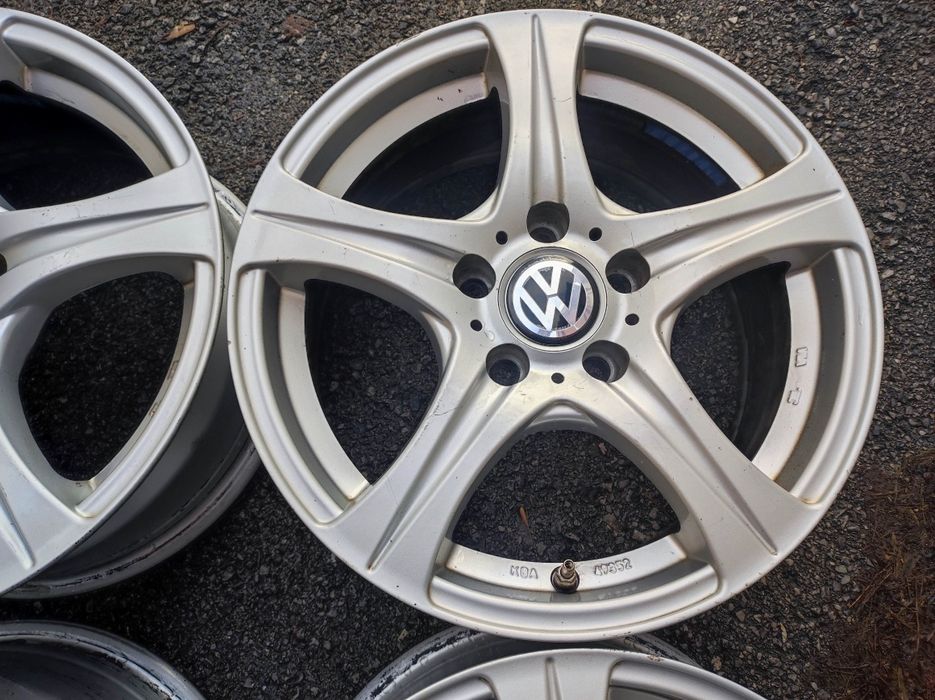 VW/Фолксваген; 4 бр. лети джанти - 16 цола 5x112
