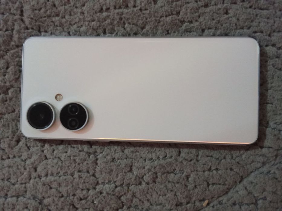 Продам Techno camon 19