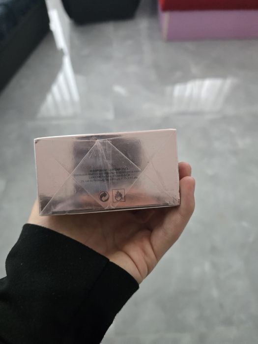 Vand parfum La vie est belle lancome