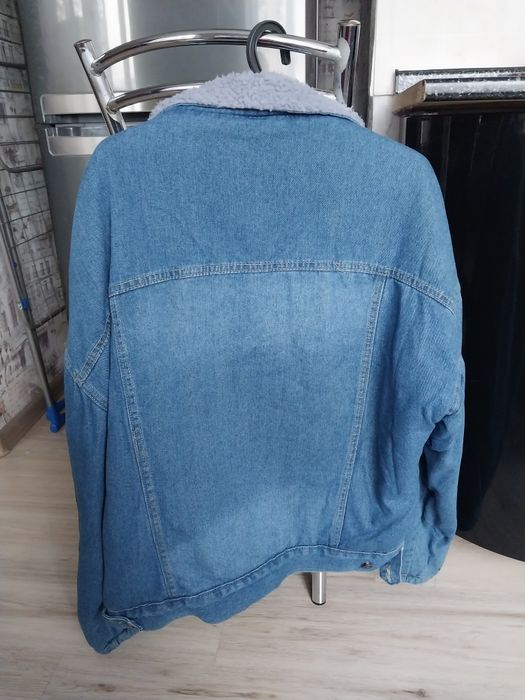 Джинсовая куртка. Размер 46 - 48.