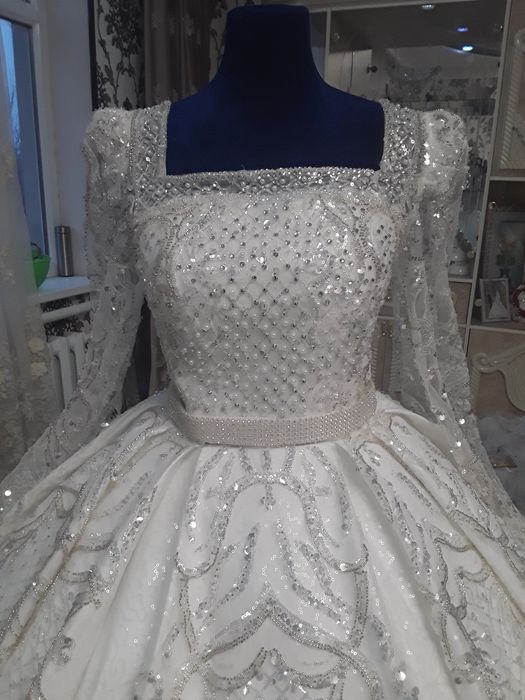 свадебный платья