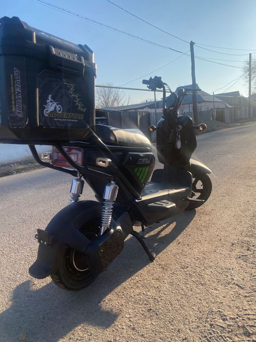 Электроскутер 1.000 ватник