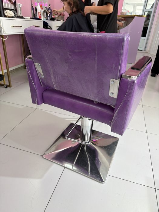 Салонные кресла парикмахерские