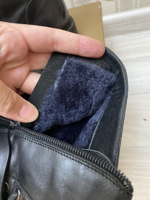 Продам зимние ботинки